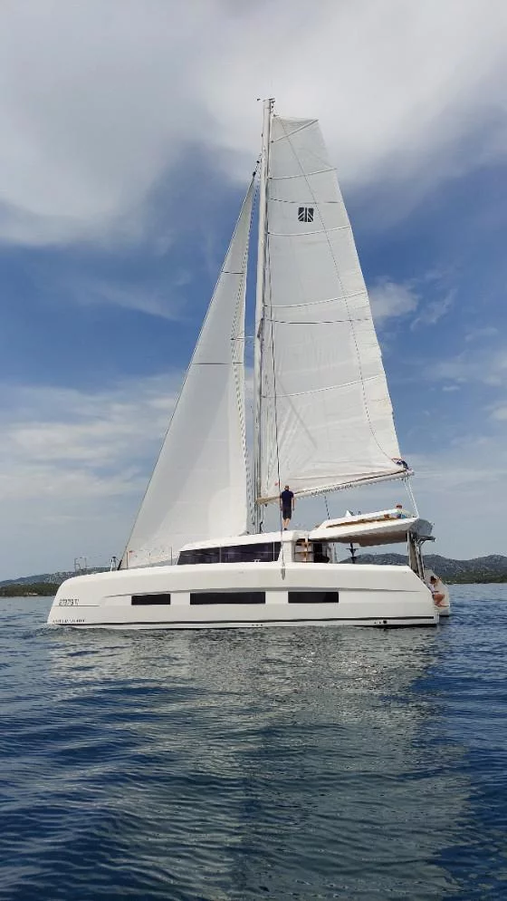 Dufour 48 Catamaran - 5 + 1 cab. (Dream)  - 0