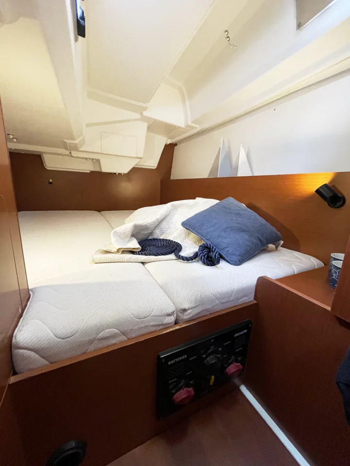 Oceanis 35.1 (Caroline)  - 6