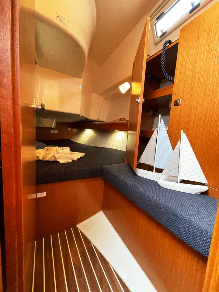 Bavaria Cruiser 34 (Siesta)  - 8