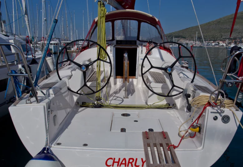 Salona 35 (Charly)  - 0