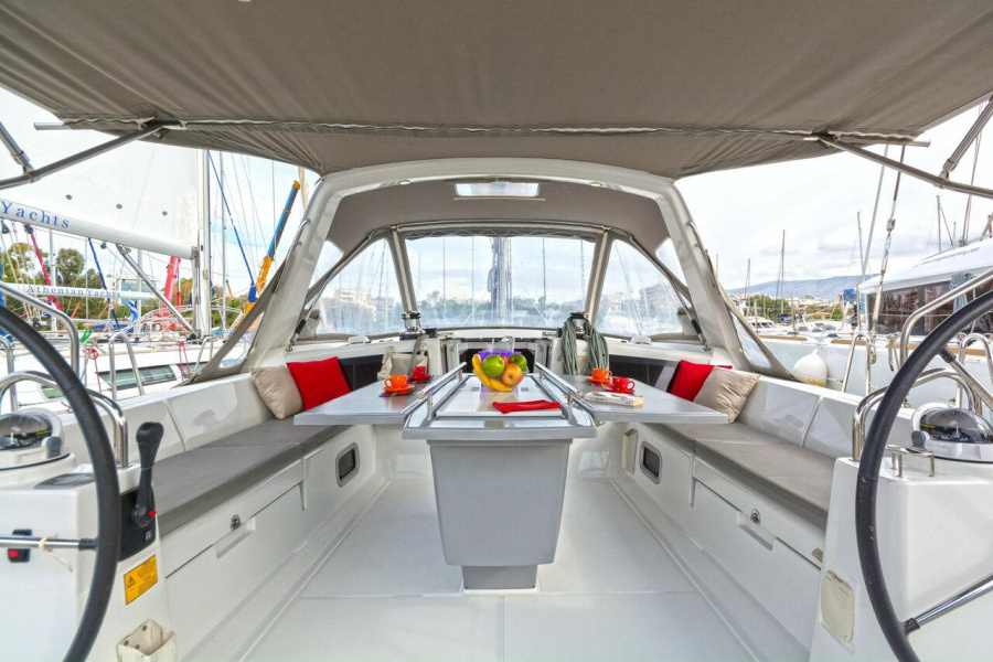 Photo #6 - Oceanis 48 - 5 cab. (Jimmys) en Athènes - 35609