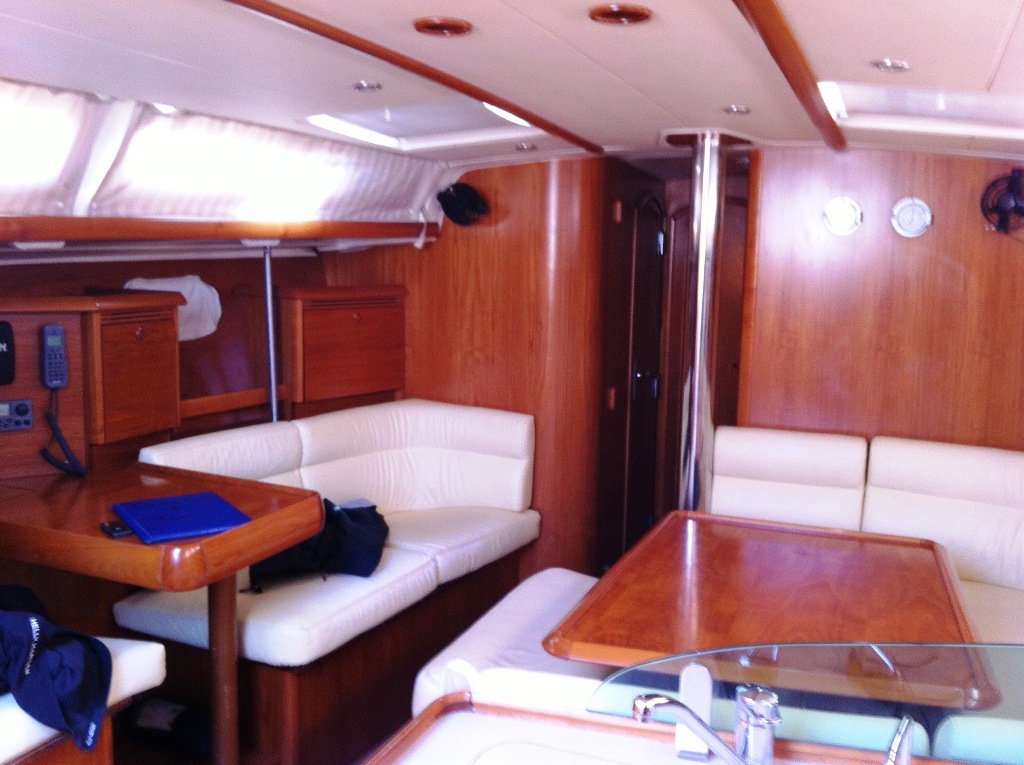 Sun Odyssey 43 — photo 3