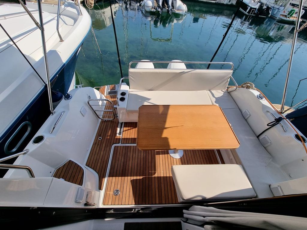 Photo #6 - Antares 9 OB (Queen Korina) en Zadar - 35657
