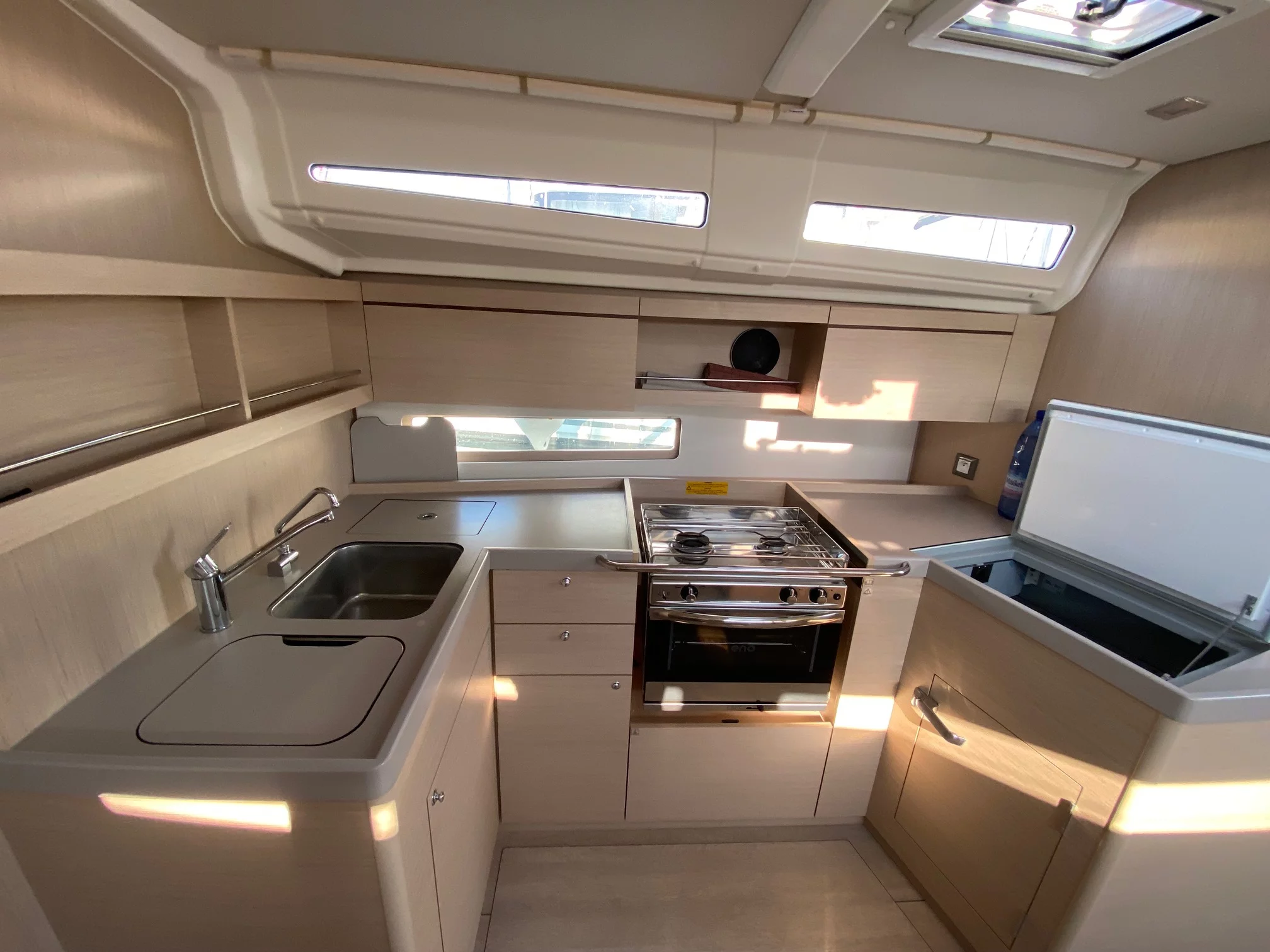 Oceanis 40.1 (La Mer)  - 11