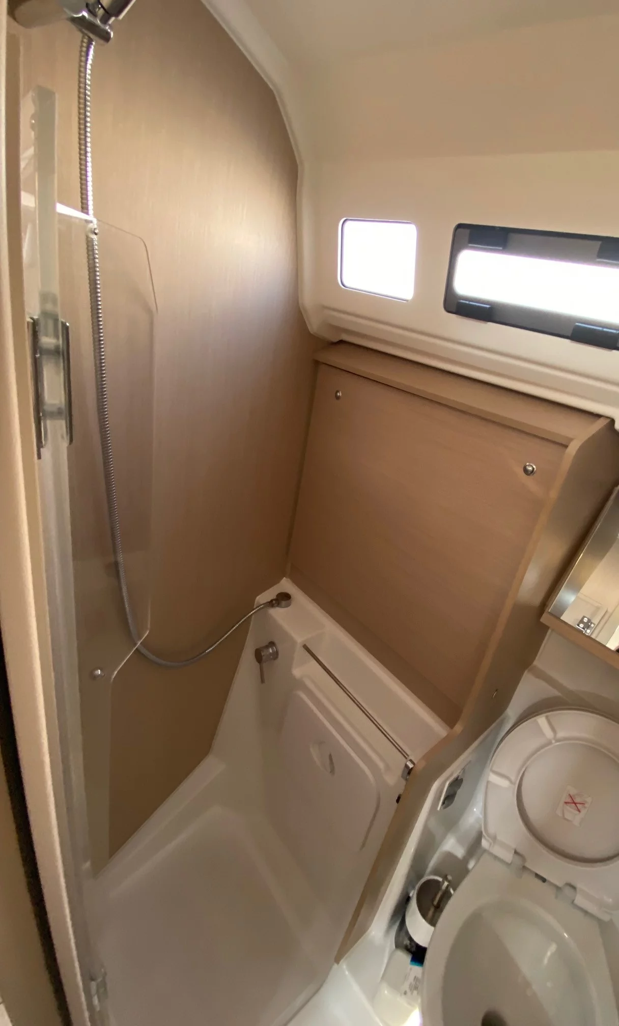 Oceanis 40.1 (La Mer)  - 18