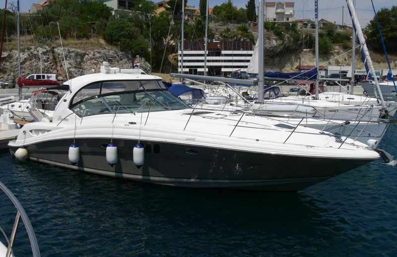 Sea Ray 455 (Gandalf)  - 3