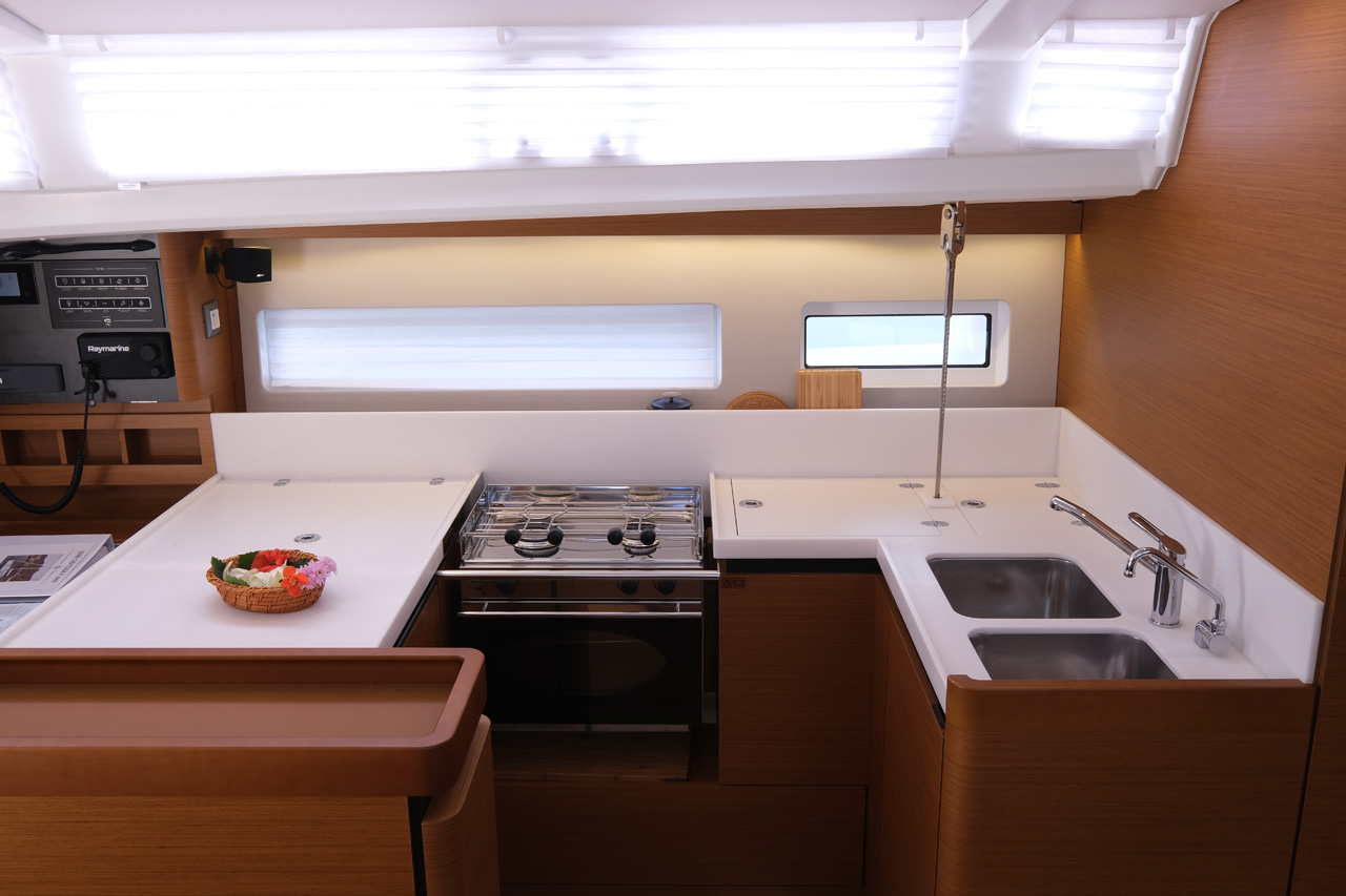 Photo #7 - Sun Odyssey 440 (Roma) in Gocek - 35714