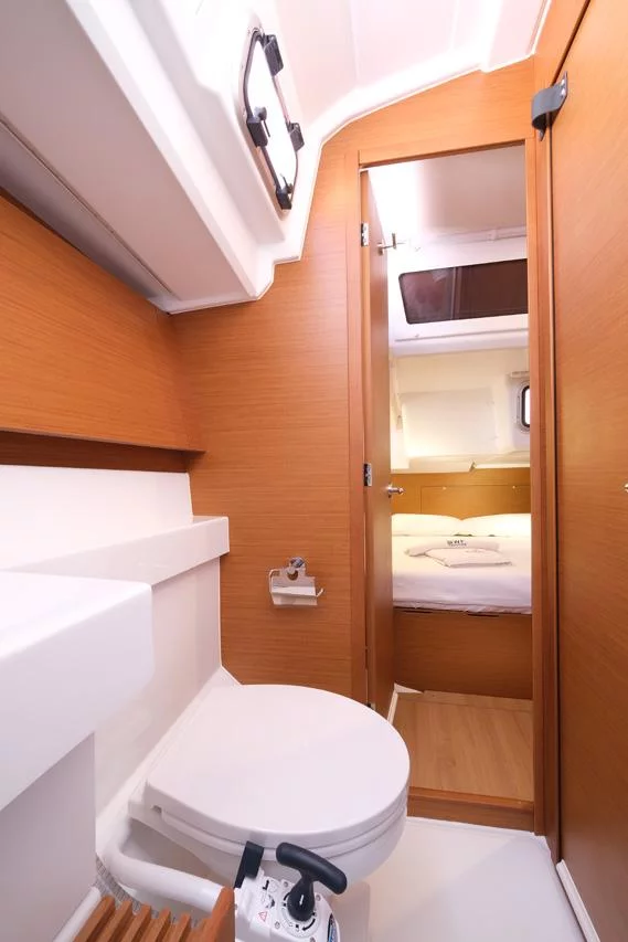 Sun Odyssey 440 (Roma)  - 14