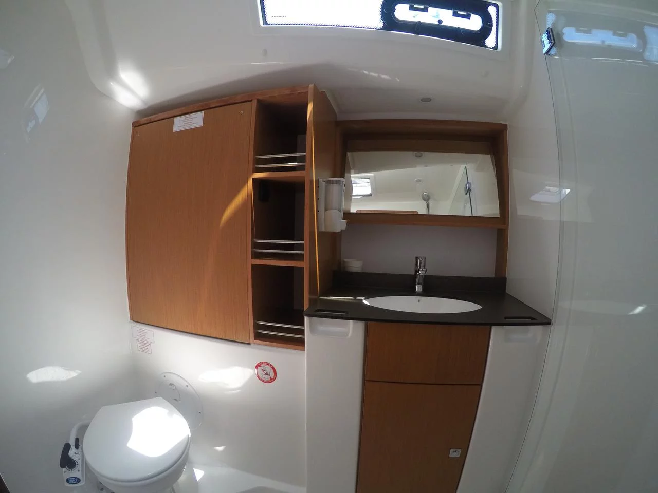 Bavaria Cruiser 51 (Mango)  - 34