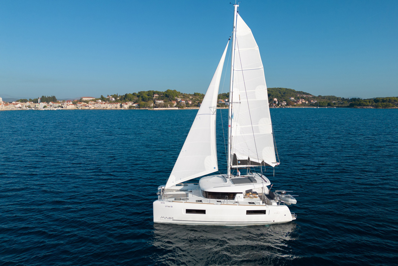 Photo #5 - Lagoon 40 - 4 + 2 cab (Sevgi) in Sibenik - 35751