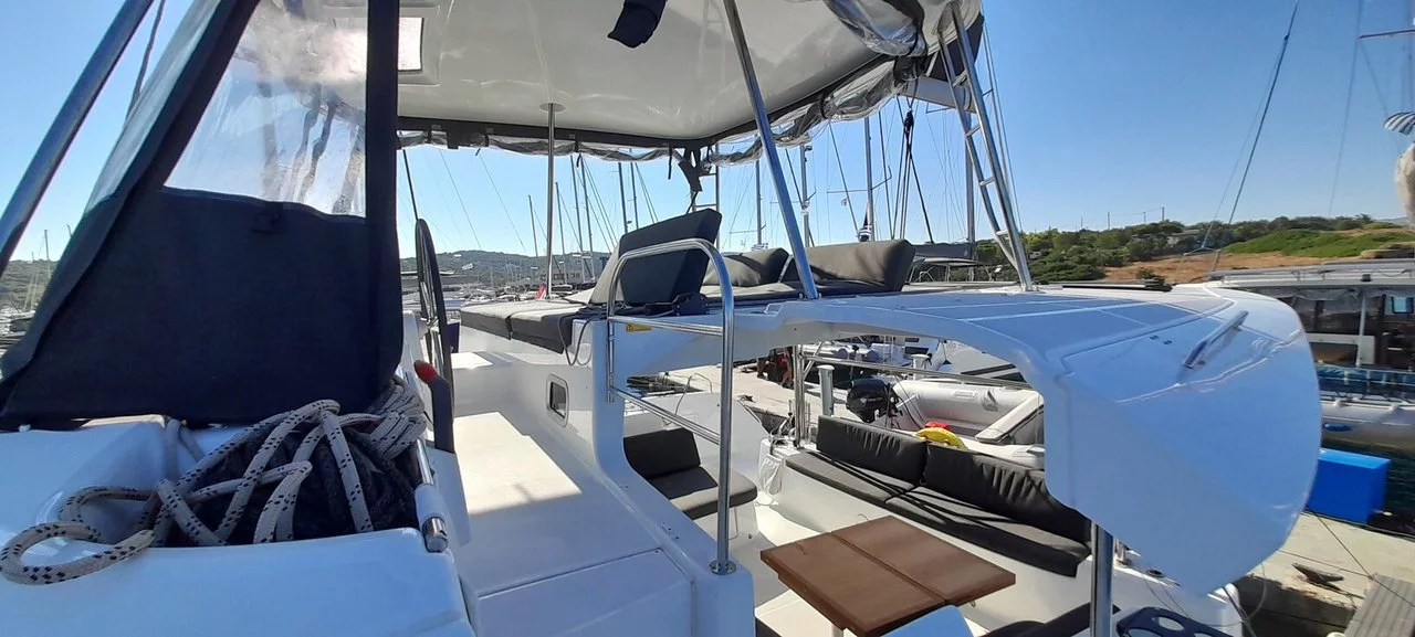 Lagoon 46 OW - 3 + 2 cab. (Free Bird II)  - 7