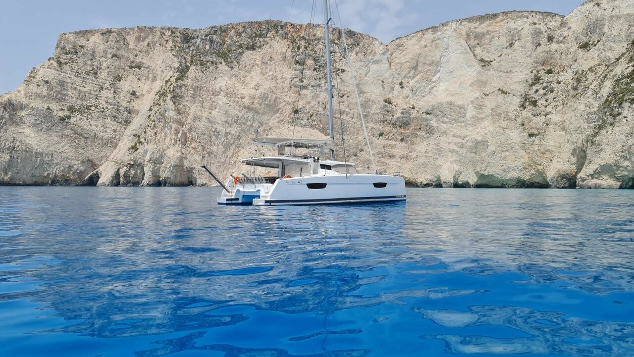 Photo #1 - Fountaine Pajot Astrea 42 - 4 + 2 cab. (Nostos) in Lefkada - 35805