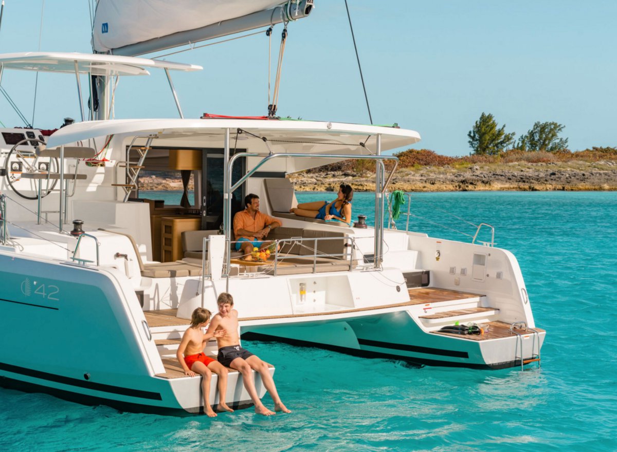 Photo #7 - Lagoon 42 - 4 + 2 cab. (Queen Annezia) in Lefkada - 35806