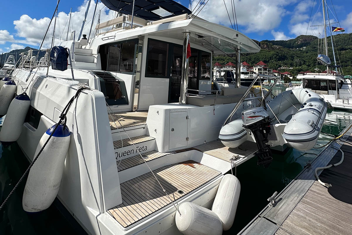 Photo #3 - Bali 4.8 - 6 + 1 cab. (Queen Feta) in Mahe - 35832