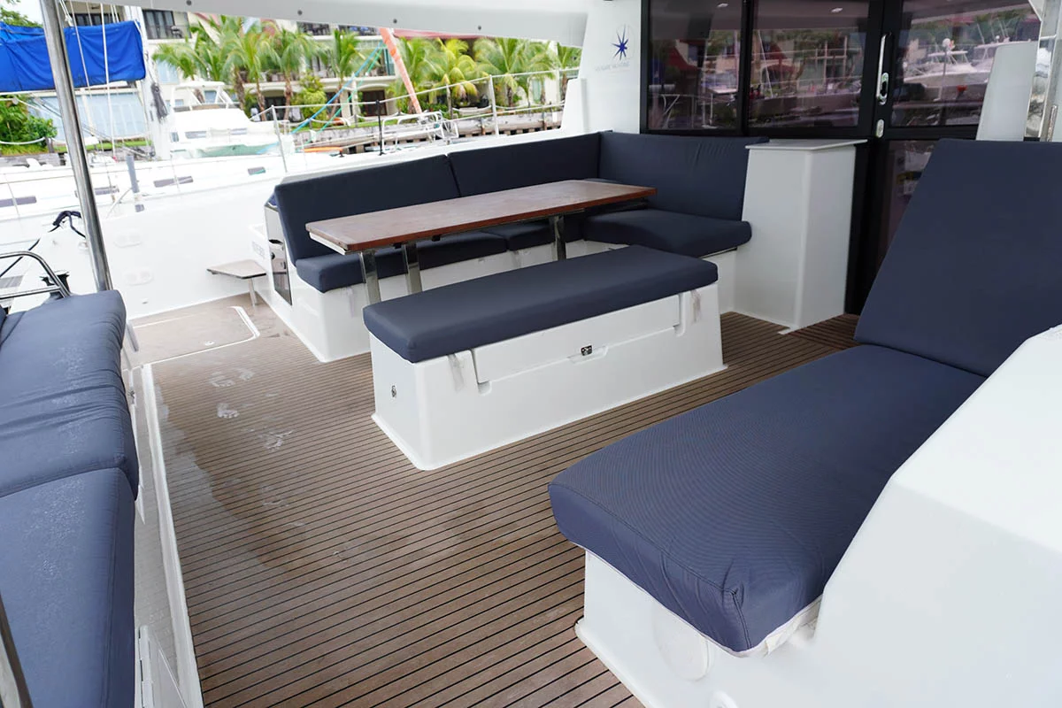Fountaine Pajot Tanna 47 - 5 + 1 cab. (Positive Energy)  - 8