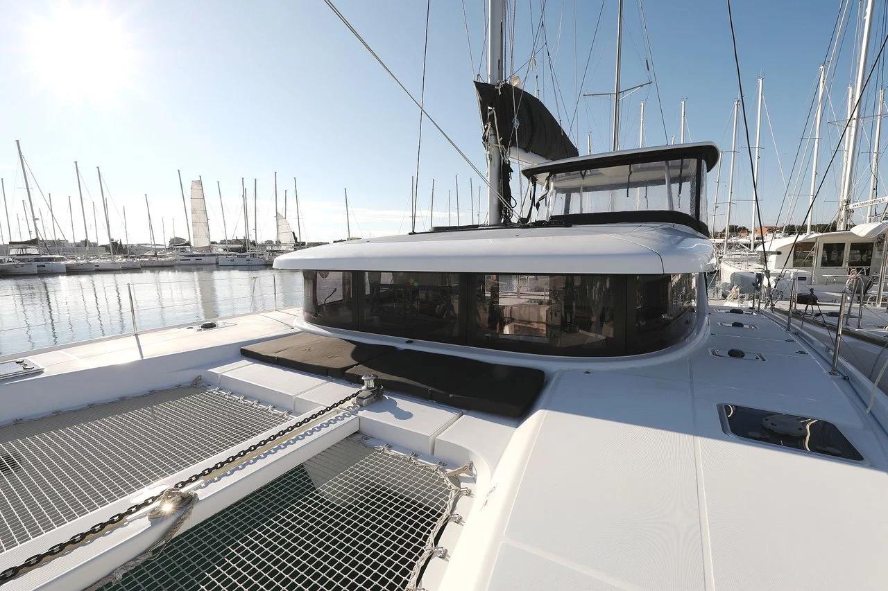 Lagoon 42 - 4 + 2 cab. (Fat Cat)  - 37