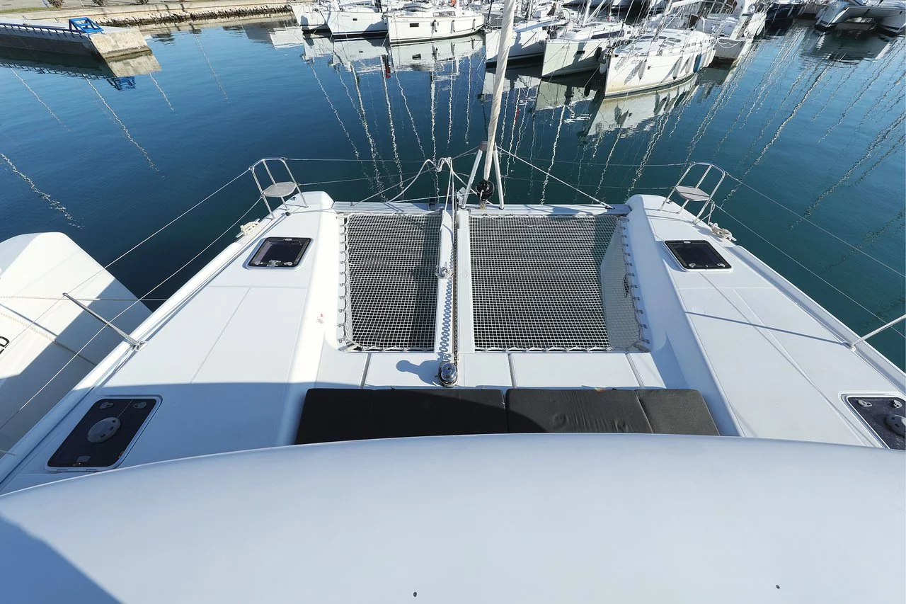 Lagoon 42 - 4 + 2 cab. (Fat Cat)  - 40