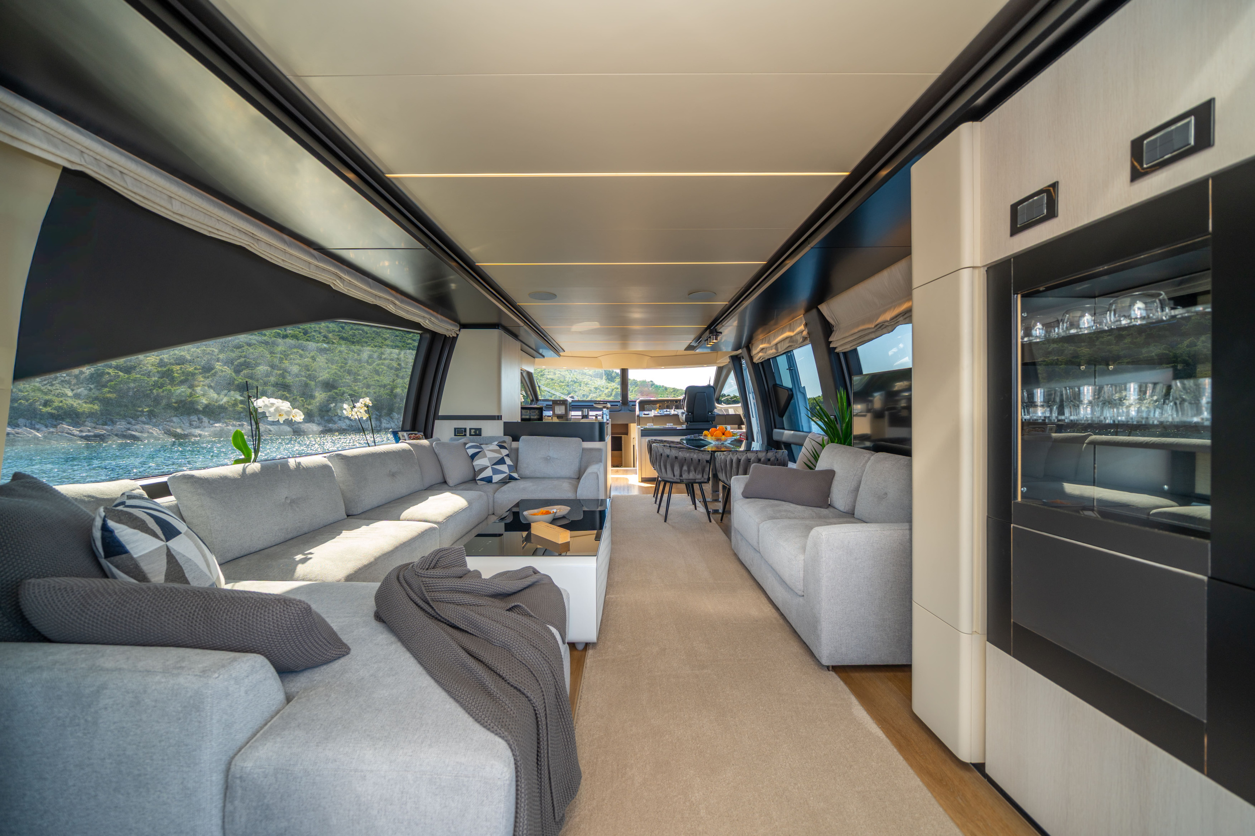 Azimut 72 Fly — photo 19