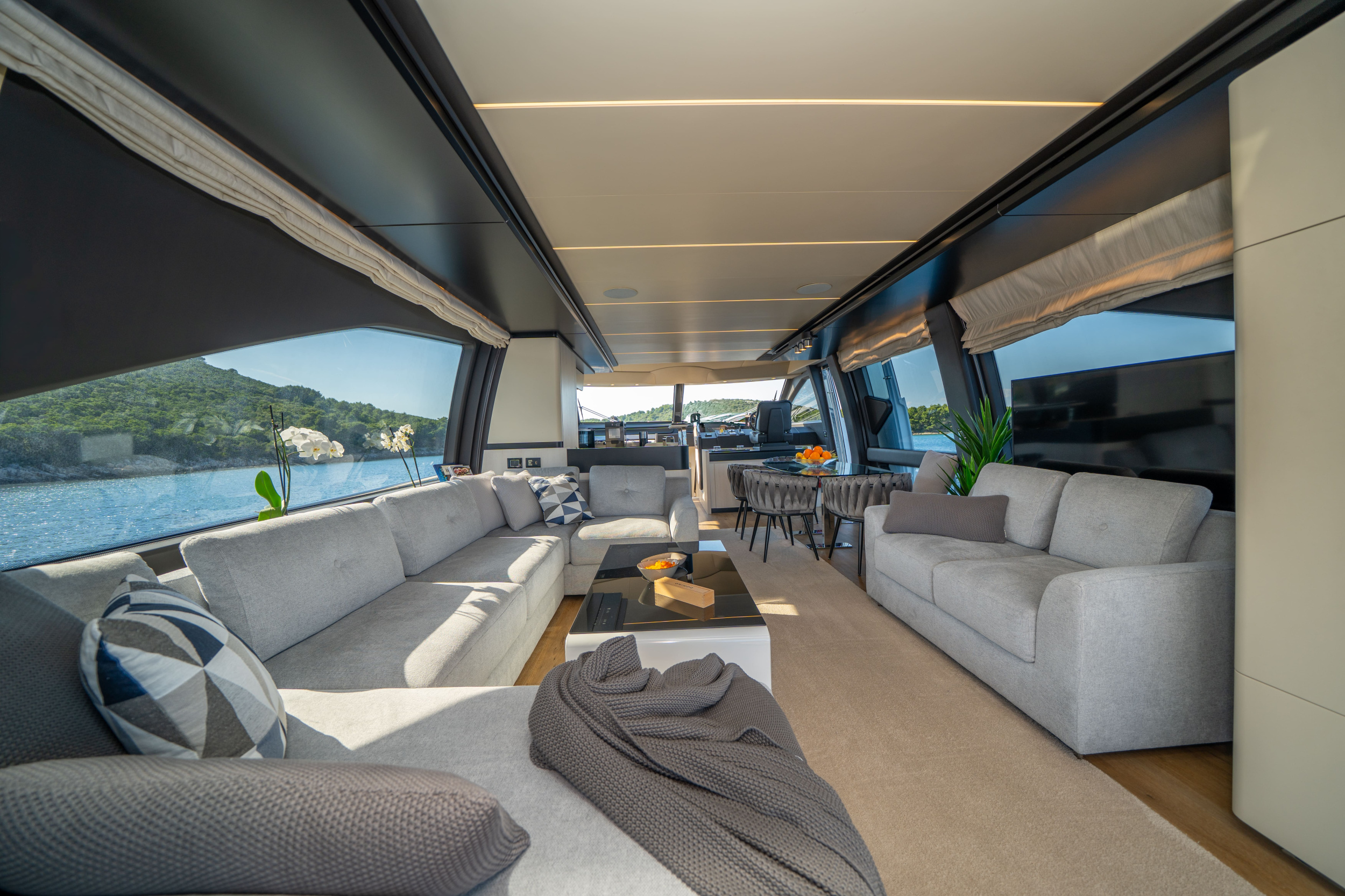 Azimut 72 Fly — photo 20