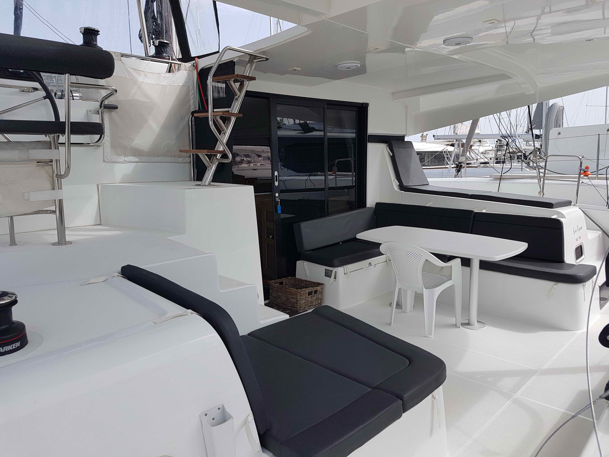 Photo #3 - Lagoon 42 - 4 + 2 cab. (ECONOMY) in Rhodos - 35879