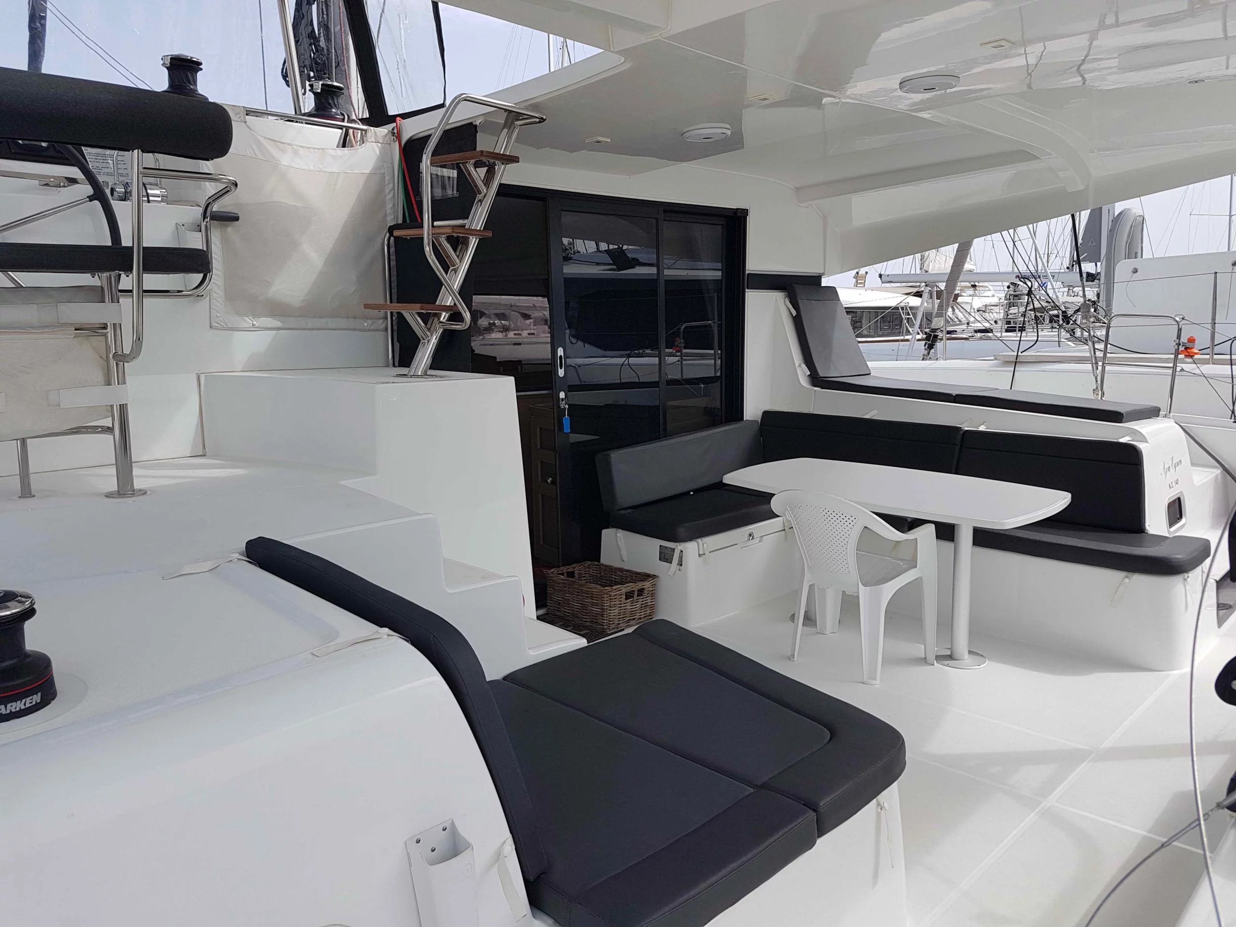 Lagoon 42 - 4 + 2 cab. (ECONOMY)  - 2