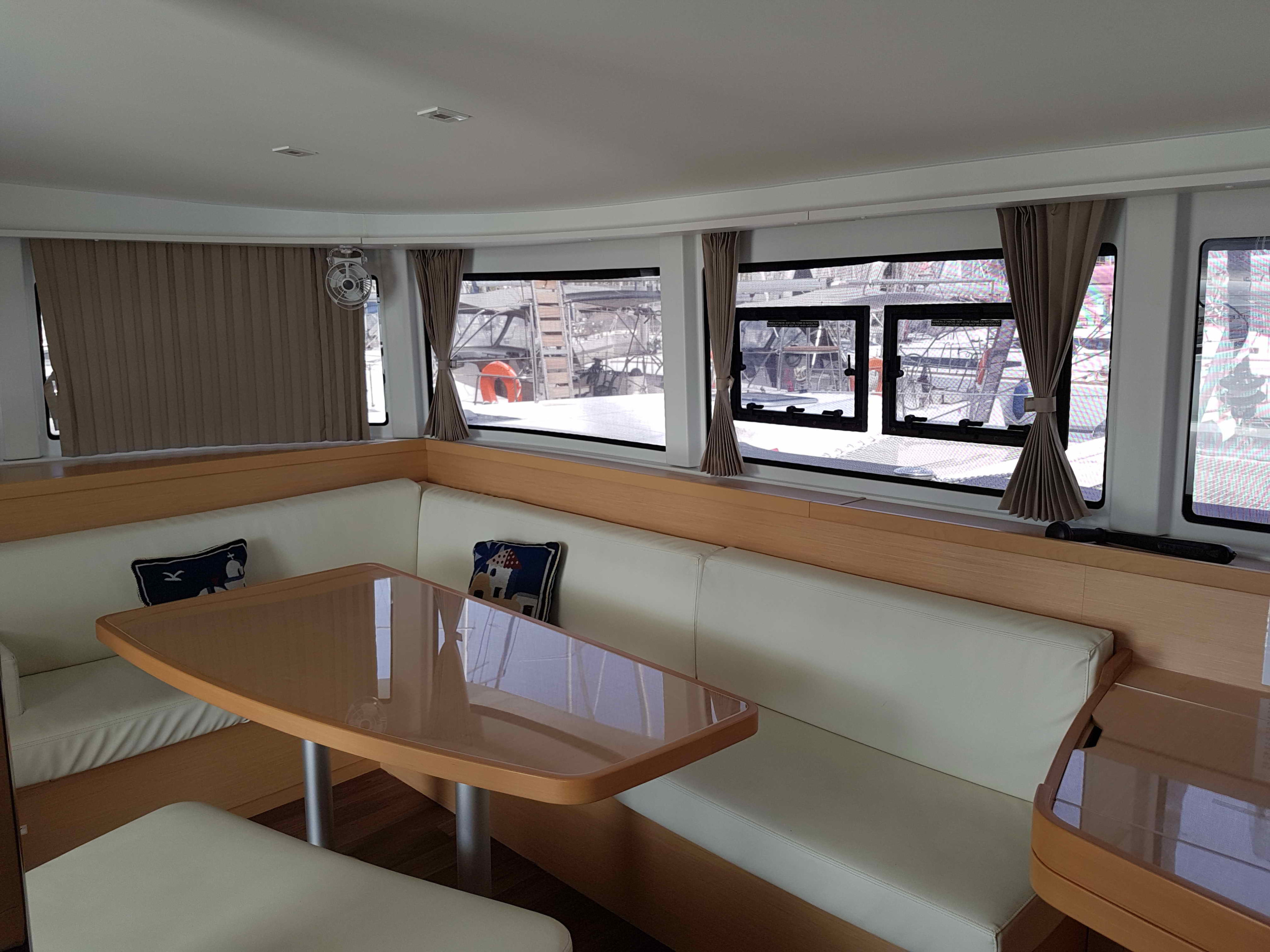 Photo #4 - Lagoon 42 - 4 + 2 cab. (ECONOMY) in Rhodos - 35879