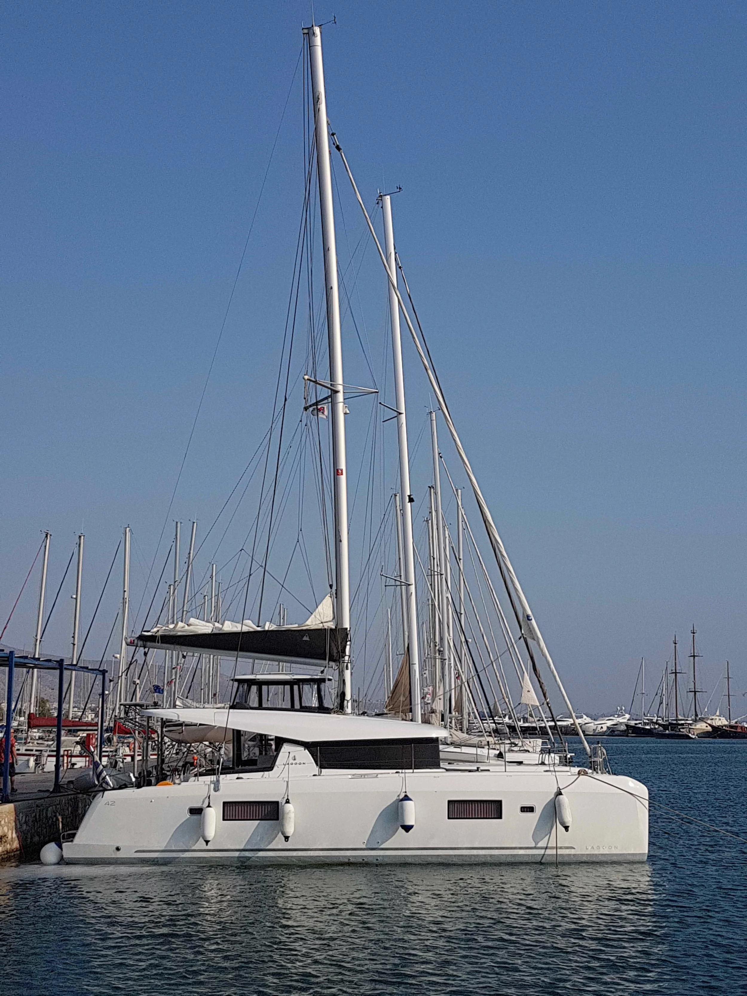 Lagoon 42 - 4 + 2 cab. (ECONOMY)  - 0