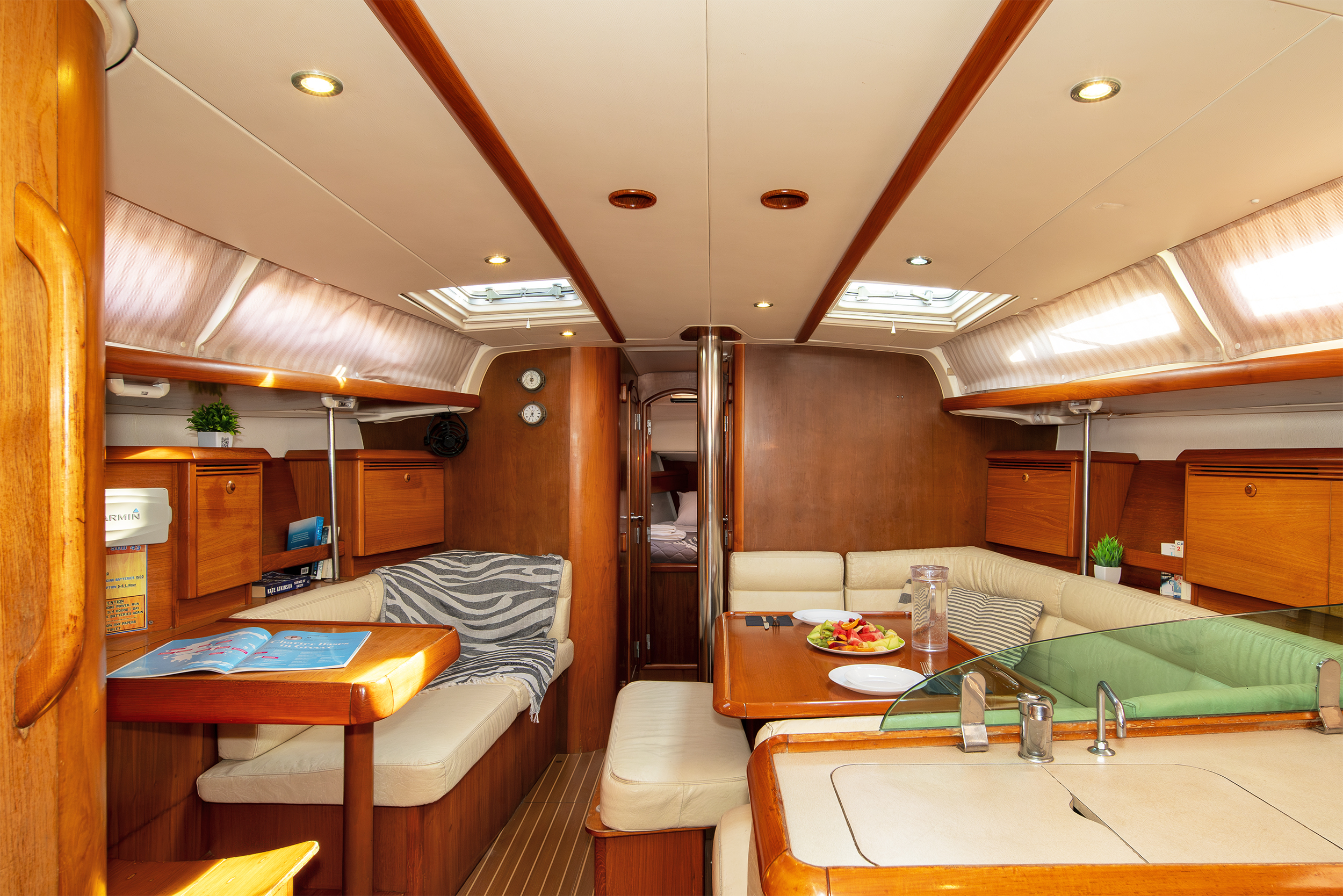 Sun Odyssey 43 — photo 11
