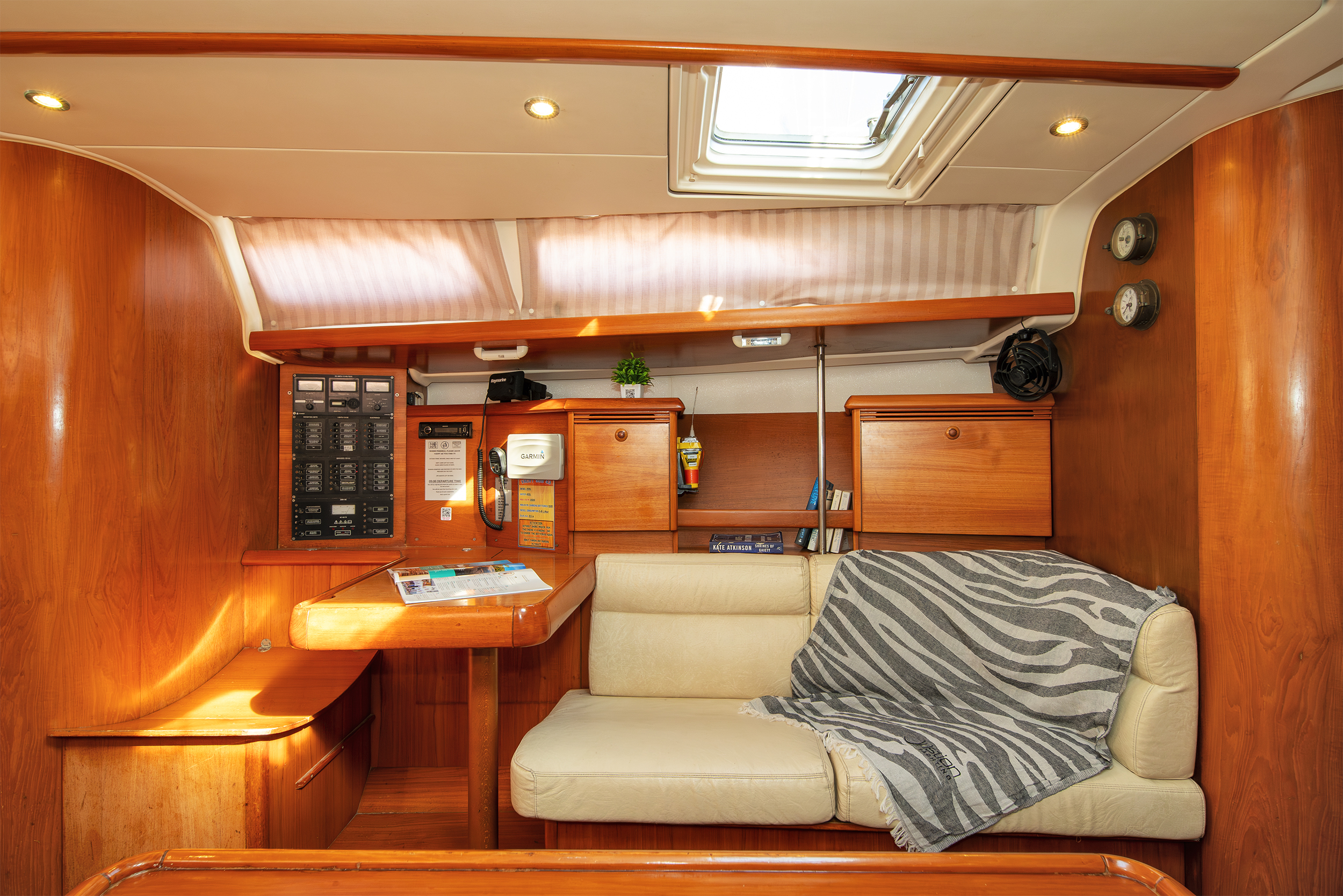 Sun Odyssey 43 — photo 13