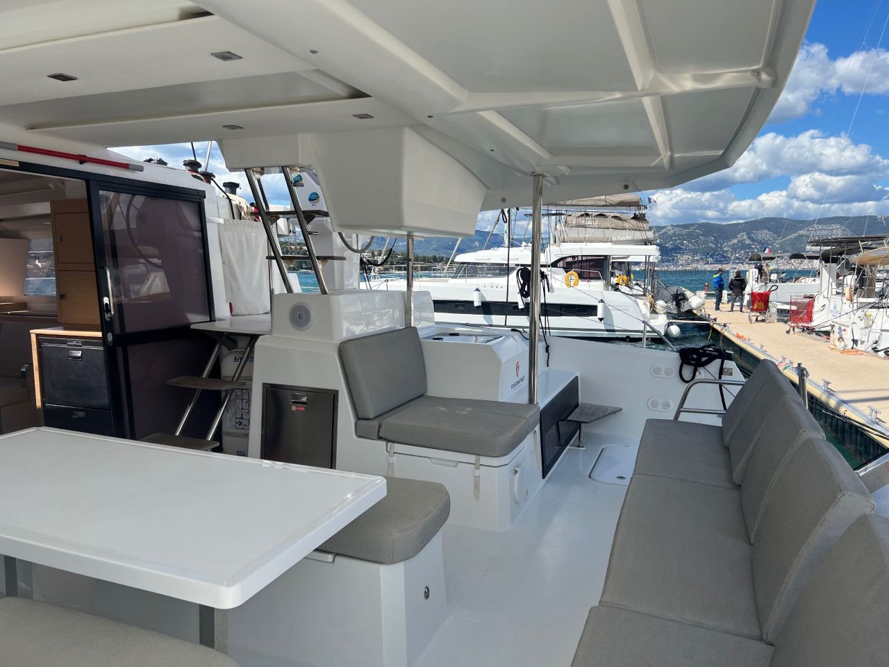 Fountaine Pajot Astrea 42 - 4 + 2 cab. — photo 6