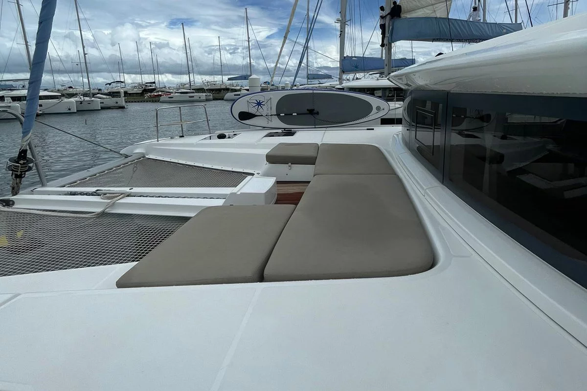 Lagoon 50 - 6 + 2 cab. (Bottoms up)  - 7