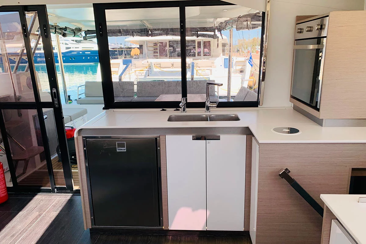 Fountaine Pajot Elba 45 - 4 + 1 cab. (Be Nauti)  - 16