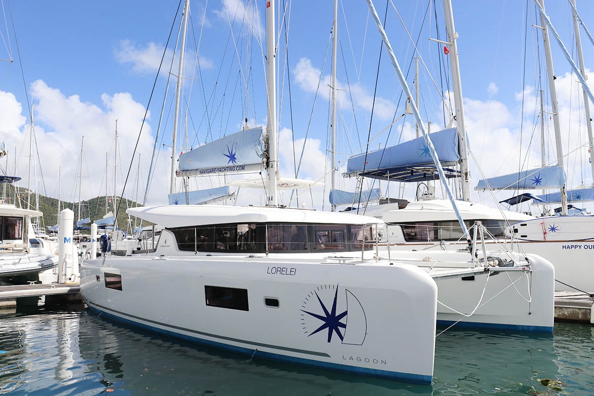 Photo #1 - Lagoon 42 - 4 + 2 cab. (Lorelei) en Nanny Cay - 36032