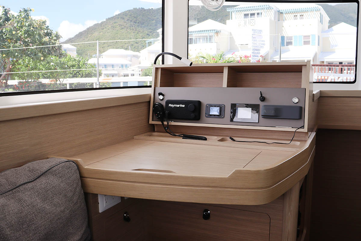 Photo #9 - Lagoon 42 - 4 + 2 cab. (Lorelei) en Nanny Cay - 36032
