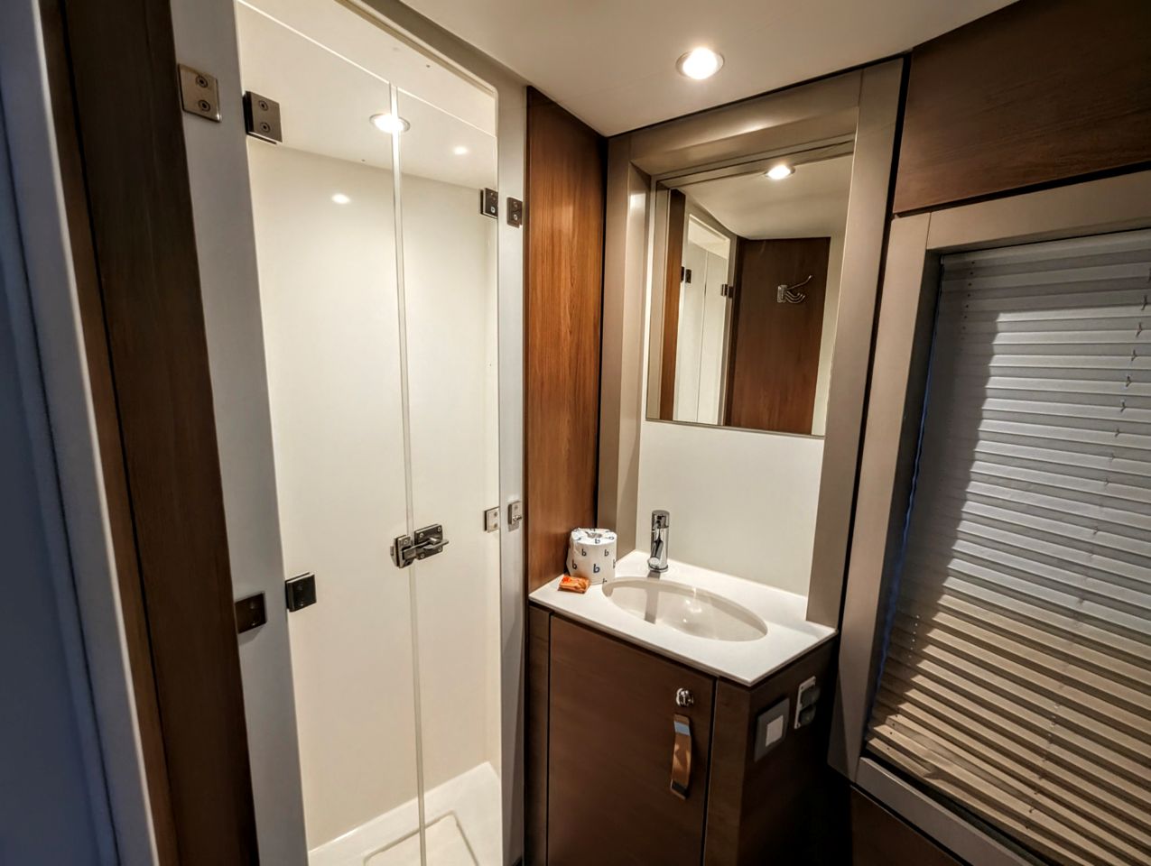 Bali 4.4 - 4 + 2 cab. — photo 14