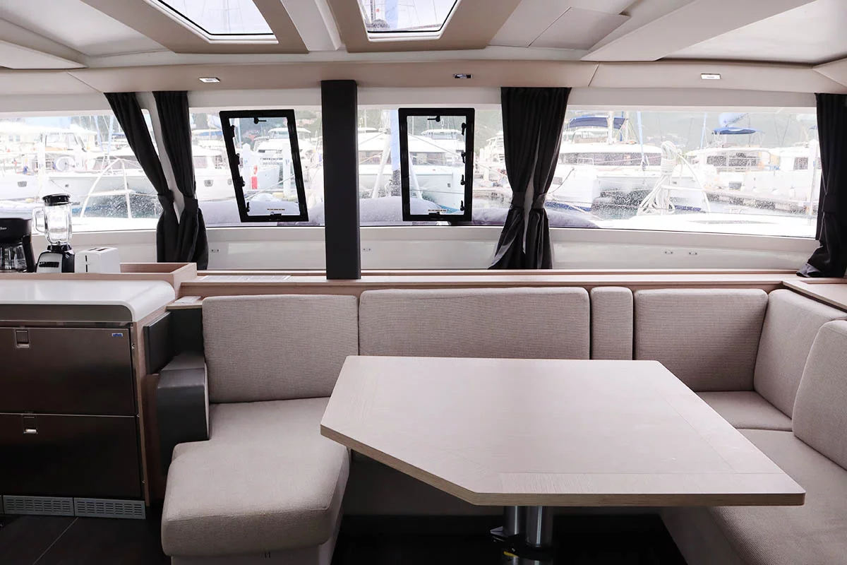 Fountaine Pajot Tanna 47 - 5 + 1 cab. (Instigator)  - 12
