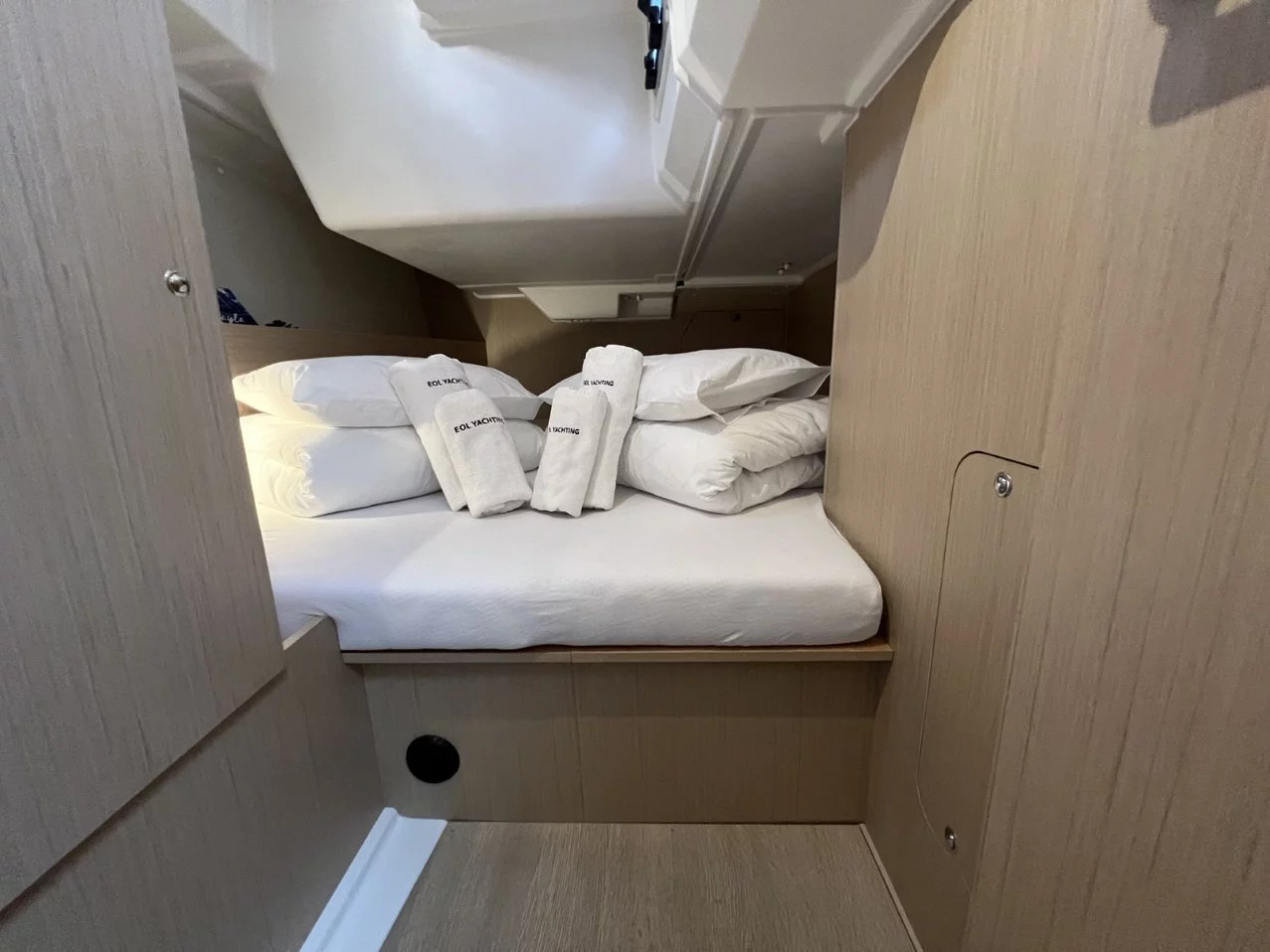 Oceanis 38.1 (Jana)  - 35