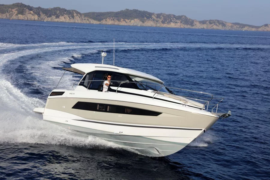 Jeanneau NC 33 (Knot Home)  - 0