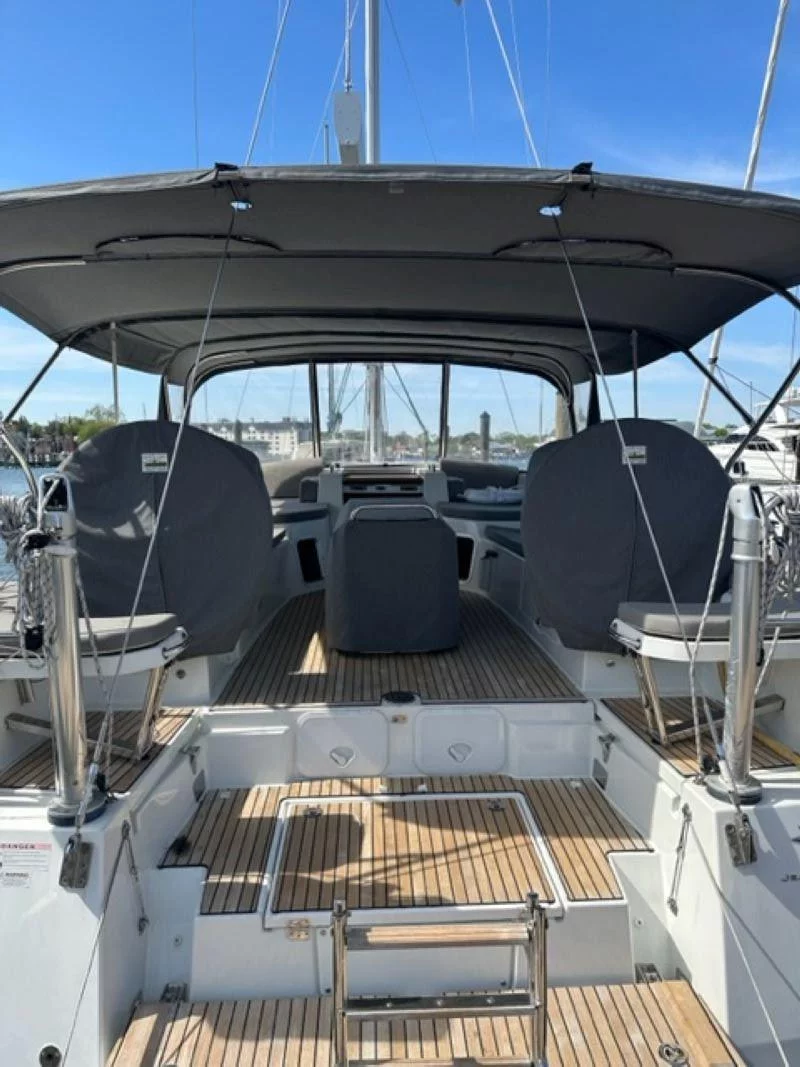 Jeanneau 51 (Recovery Room)  - 7