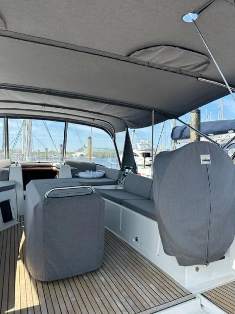 Jeanneau 51 (Recovery Room)  - 9
