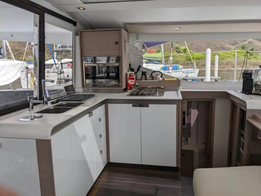 Fountaine Pajot Isla 40 - 4 cab. (Déjà vu)  - 10