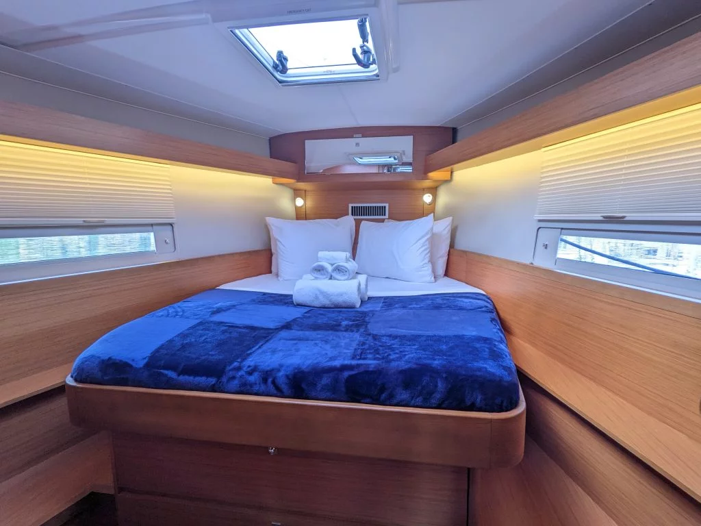 Dufour 430 (Hoosier Lady)  - 10