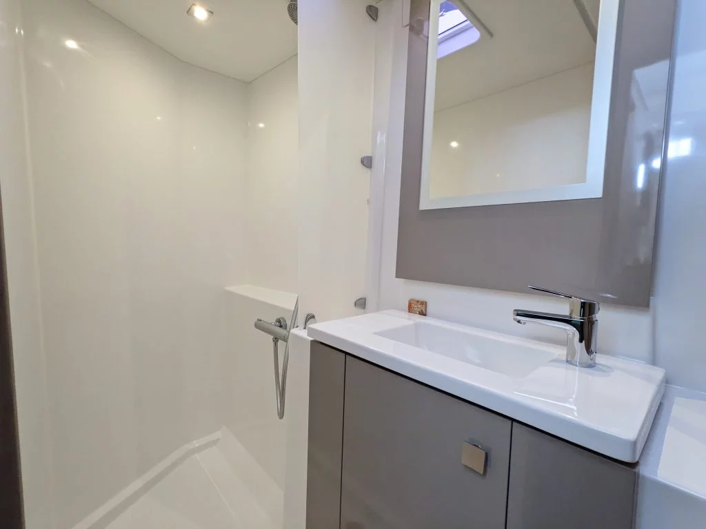 Fountaine Pajot Isla 40 - 3 cab. (Hoppy Choppy)  - 11