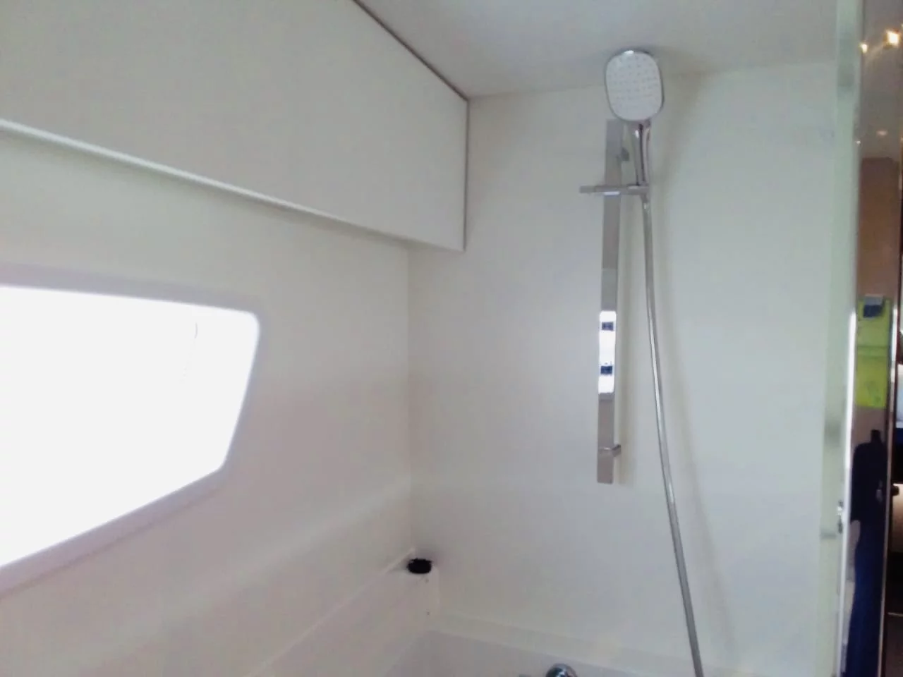Fountaine Pajot Astrea 42 Maestro (Serene Blue)  - 20