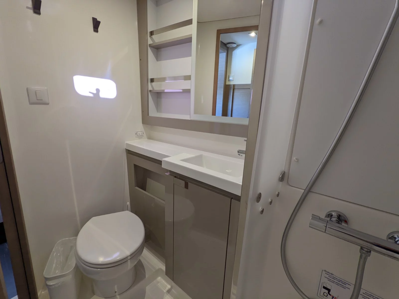 Fountaine Pajot Elba 45 - 4 cab. (No Agenda)  - 13