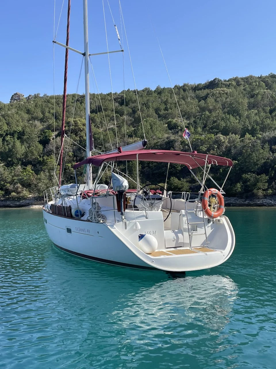 Oceanis 411 Celebration (M&M)  - 3