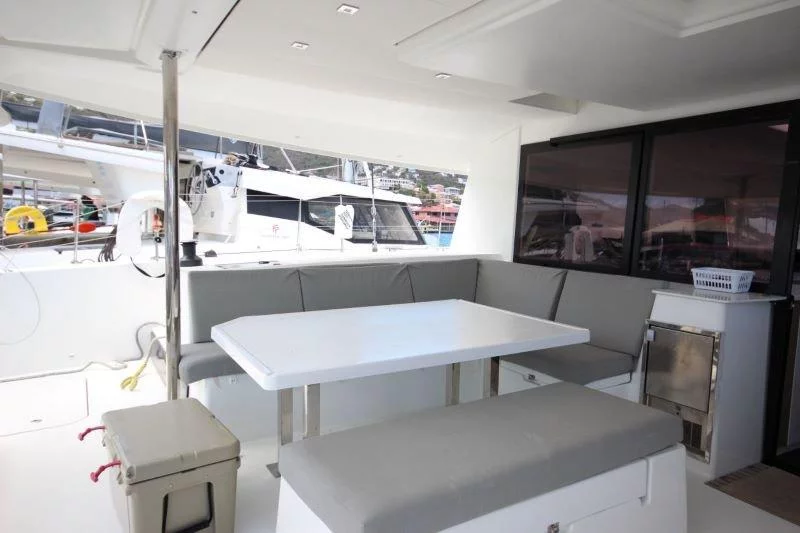 Fountaine Pajot Saba 50 - 5 cab. (Apres Ski)  - 7