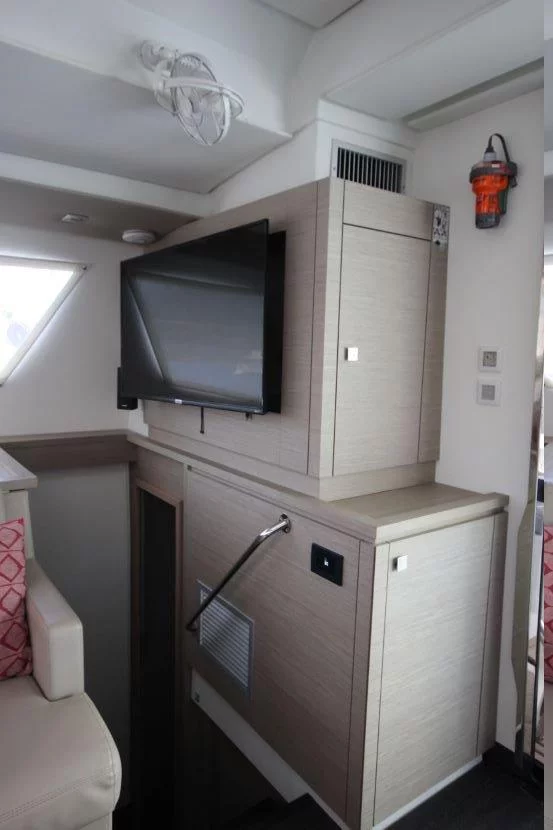 Fountaine Pajot Saba 50 - 5 cab. (Apres Ski)  - 14