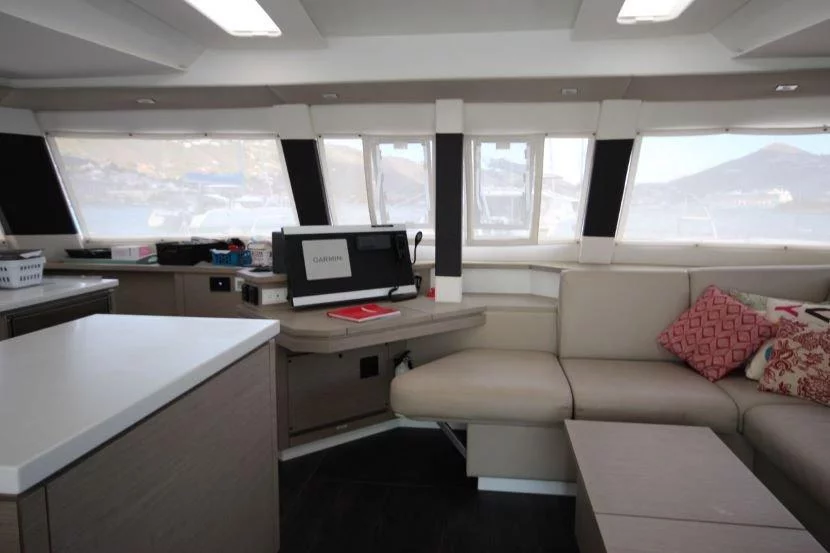 Fountaine Pajot Saba 50 - 5 cab. (Apres Ski)  - 24