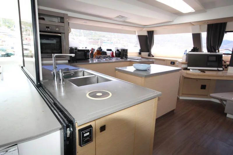 Fountaine Pajot Saba 50 - 4 cab. (Brizo)  - 7